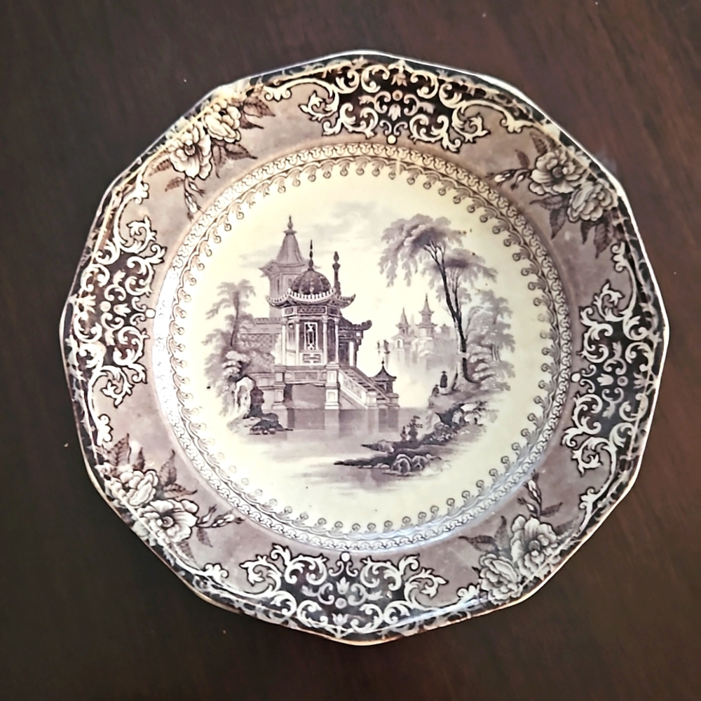 J Clementson Ironstone Coreo Plate